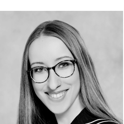 tutora.hu — Réka Tomasics