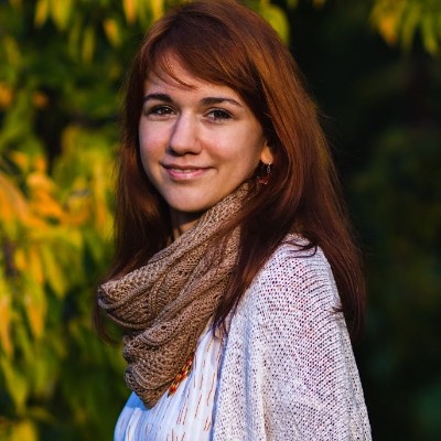 tutora.hu — Nikolett Mayer